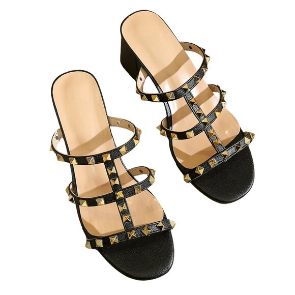 Olivia Miller Gray Studded Strappy Block Heel Sandals – Women’s Size 9 - Picture 1 of 6